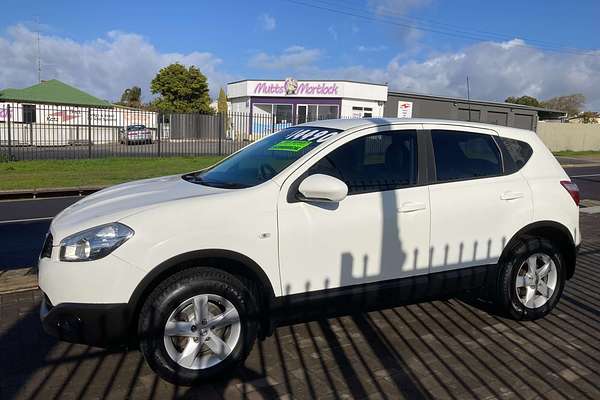 2013 Nissan Dualis ST J10 Series 4