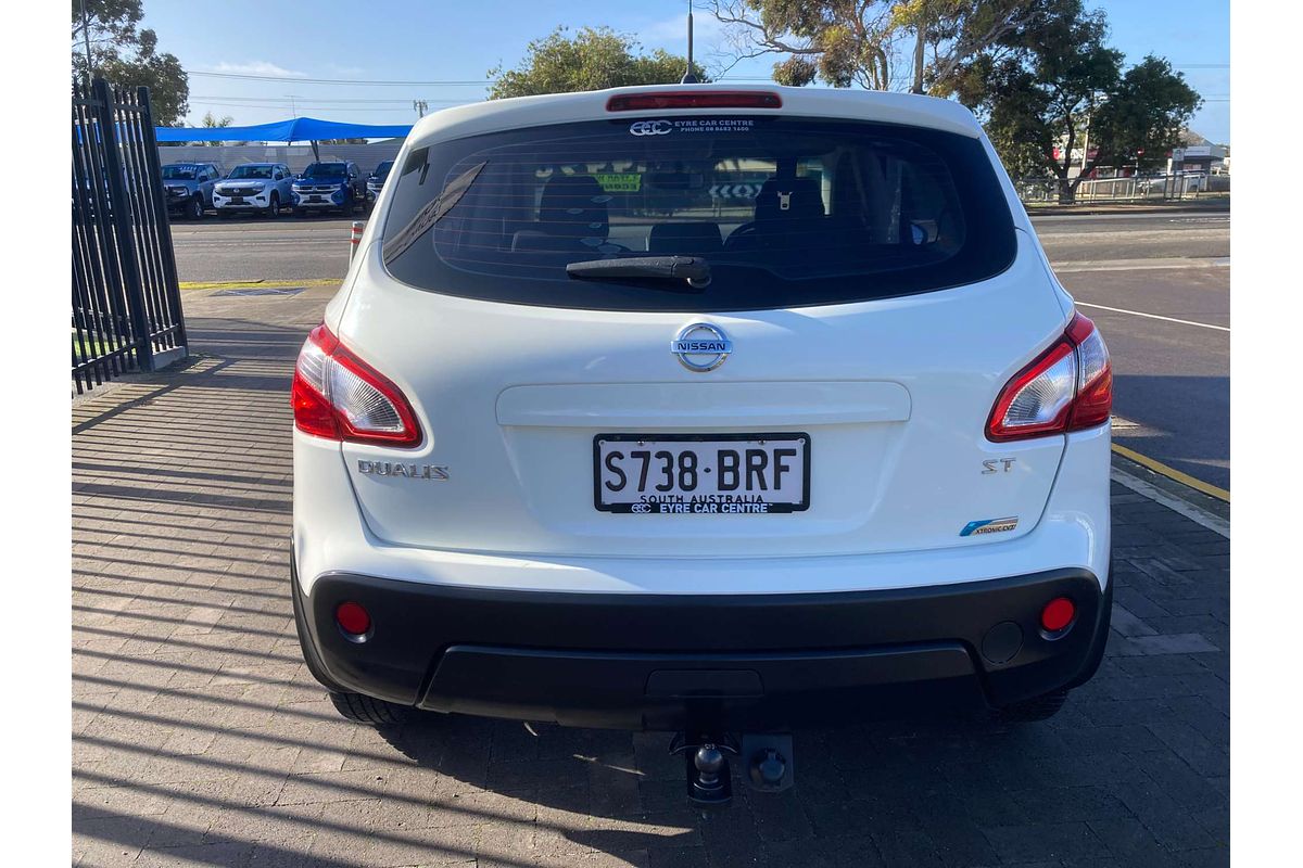 2013 Nissan Dualis ST J10 Series 4