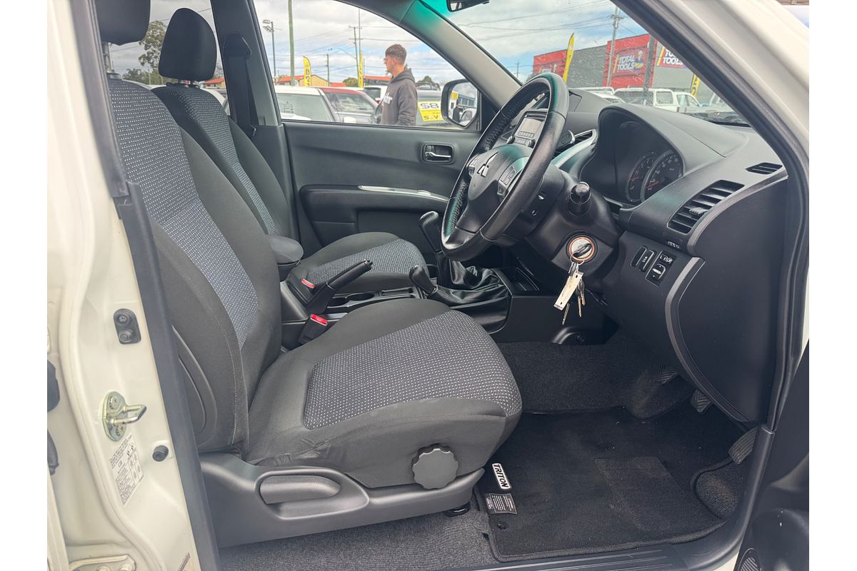2014 Mitsubishi Triton GLX-R MN 4X4