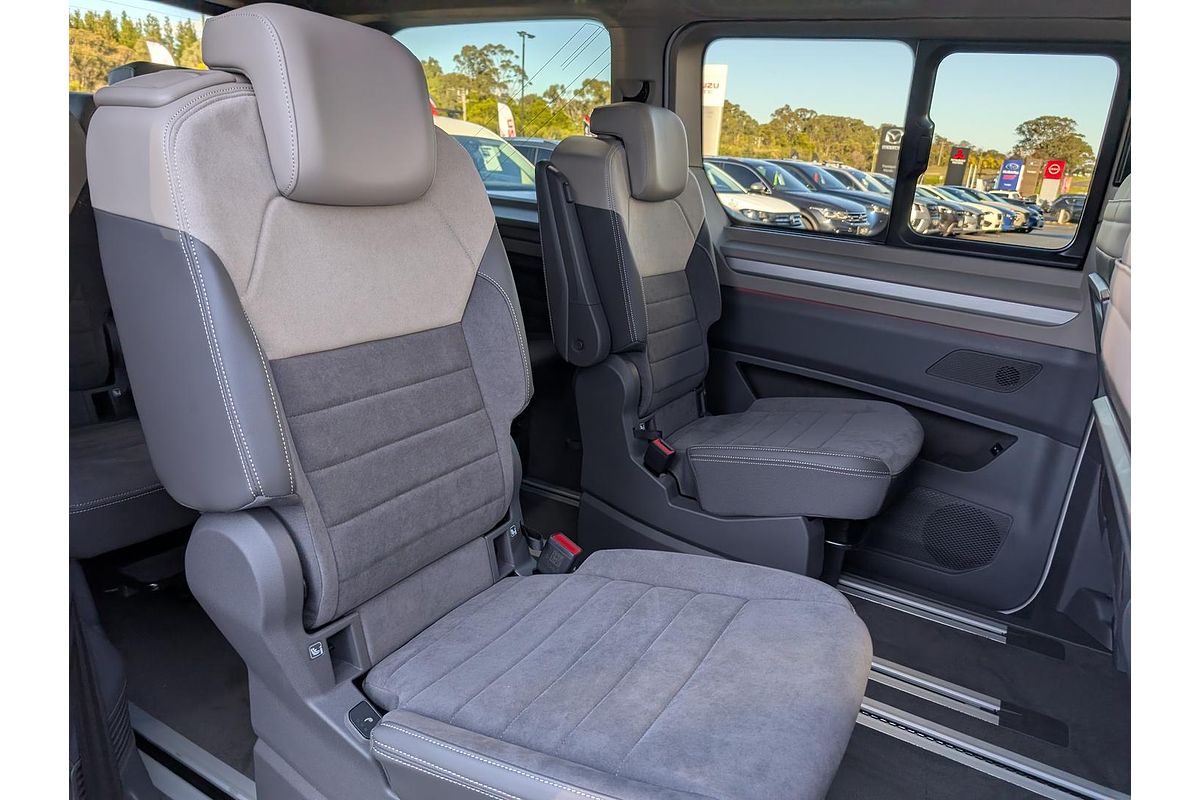 2025 Volkswagen Multivan TDI360 Life T7 LWB