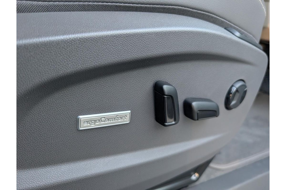 2025 Volkswagen Multivan TDI360 Life T7 LWB