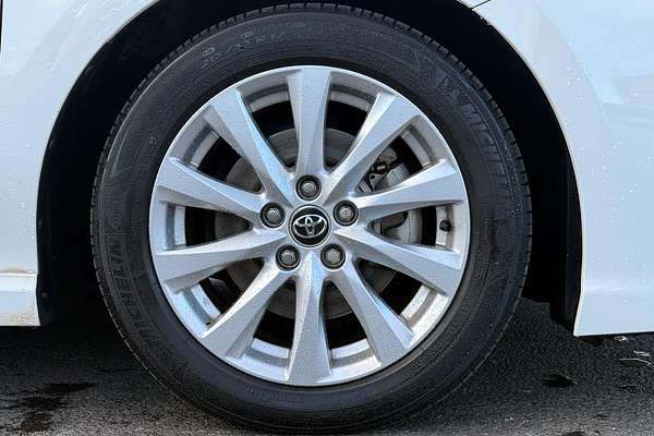 2019 Toyota Camry Ascent Sport ASV70R