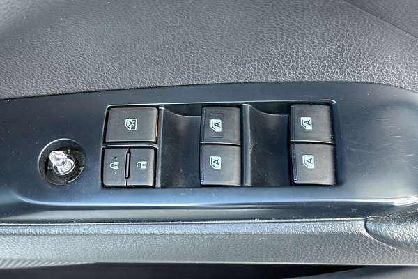 2019 Toyota Camry Ascent Sport ASV70R