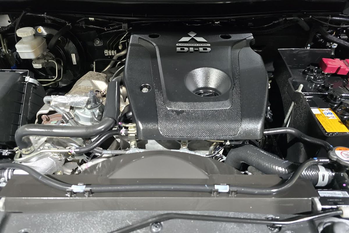 2022 Mitsubishi Triton GSR MR 4X4