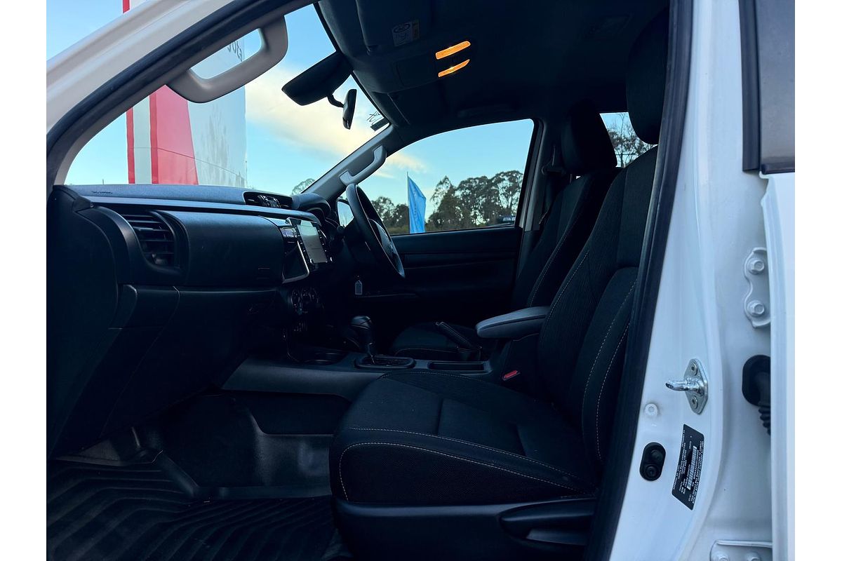 2021 Toyota Hilux SR GUN126R 4X4