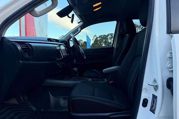 2021 Toyota Hilux SR GUN126R 4X4