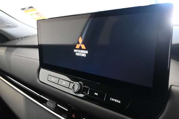 2025 Mitsubishi Outlander Exceed ZM