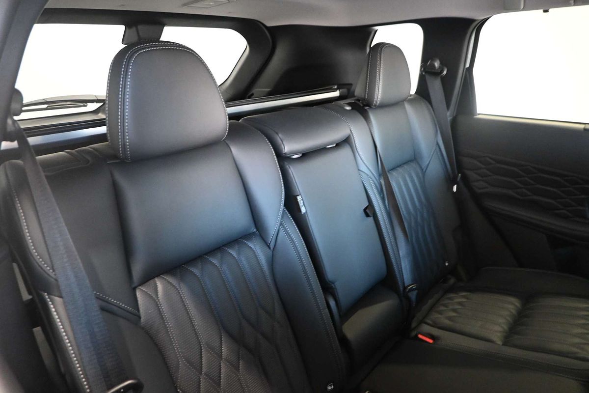 2025 Mitsubishi Outlander Exceed ZM