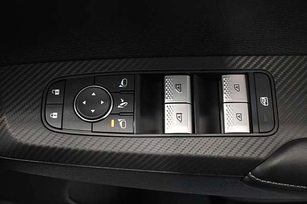 2025 Mitsubishi Outlander Exceed ZM