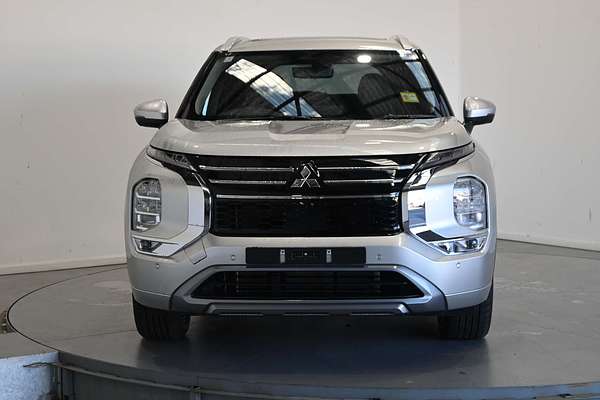 2025 Mitsubishi Outlander Exceed ZM