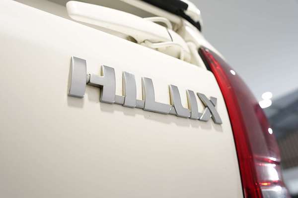 2020 Toyota Hilux SR GUN126R 4X4
