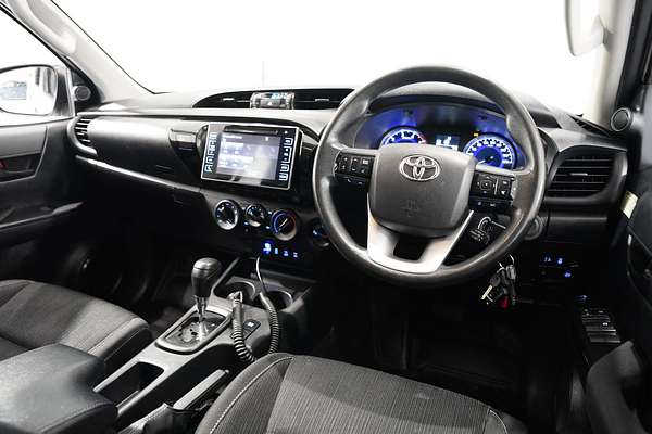 2020 Toyota Hilux SR GUN126R 4X4