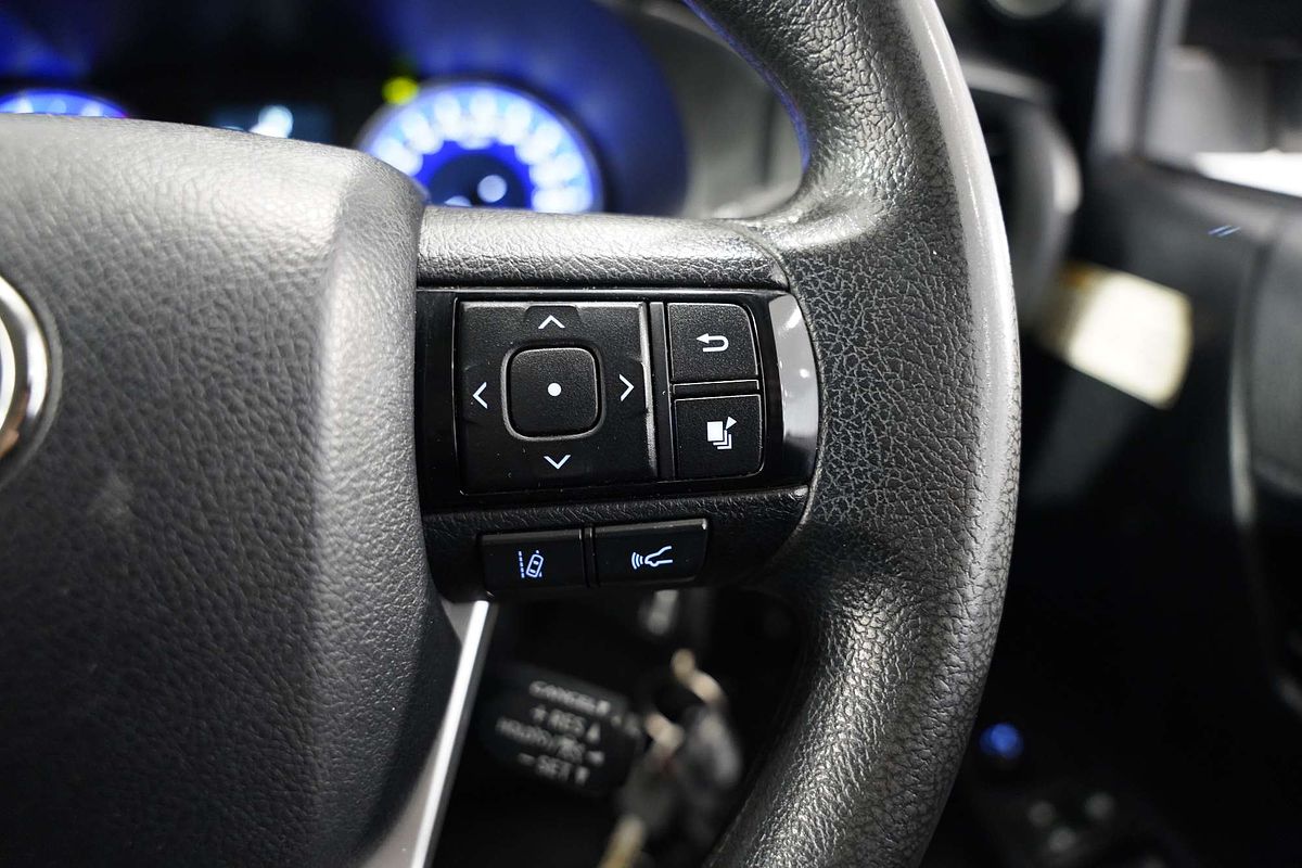 2020 Toyota Hilux SR GUN126R 4X4
