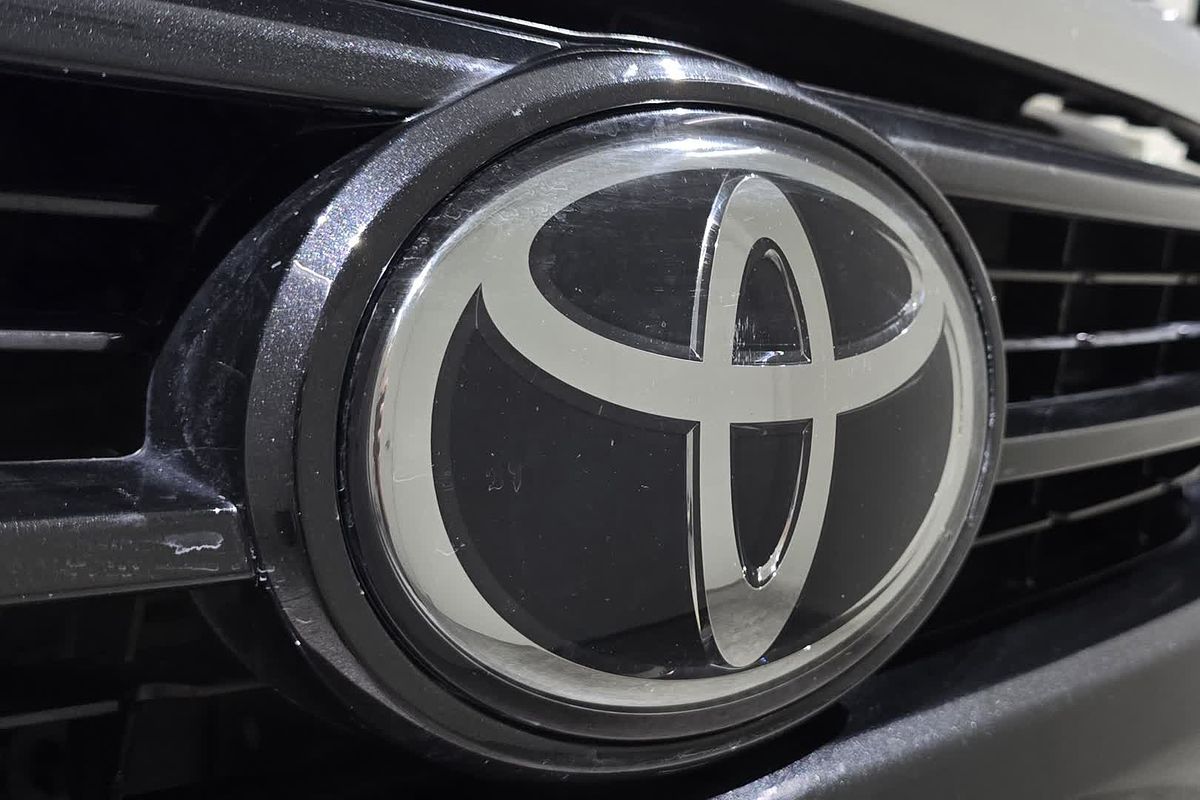 2022 Toyota Hilux SR5 GUN126R 4X4