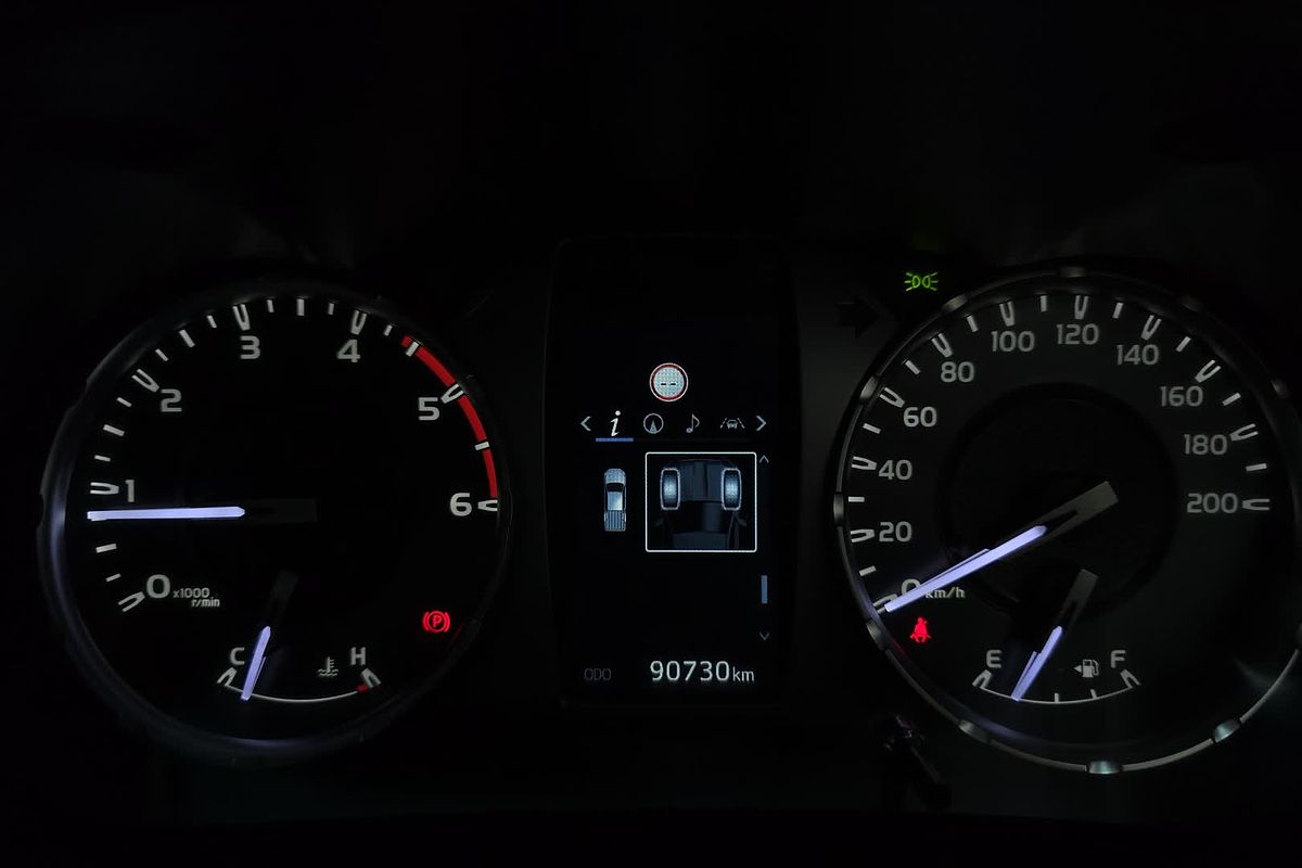 2022 Toyota Hilux SR5 GUN126R 4X4