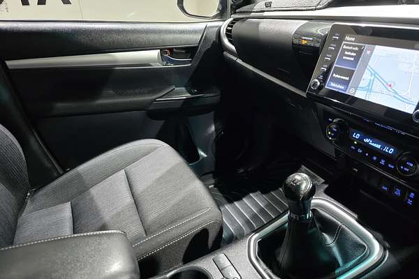 2022 Toyota Hilux SR5 GUN126R 4X4