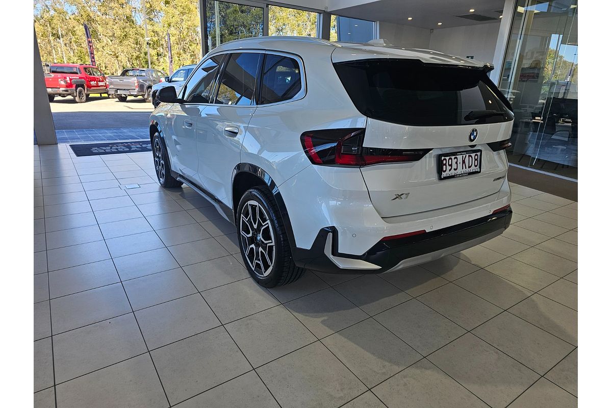2023 BMW X1 sDrive18i U11