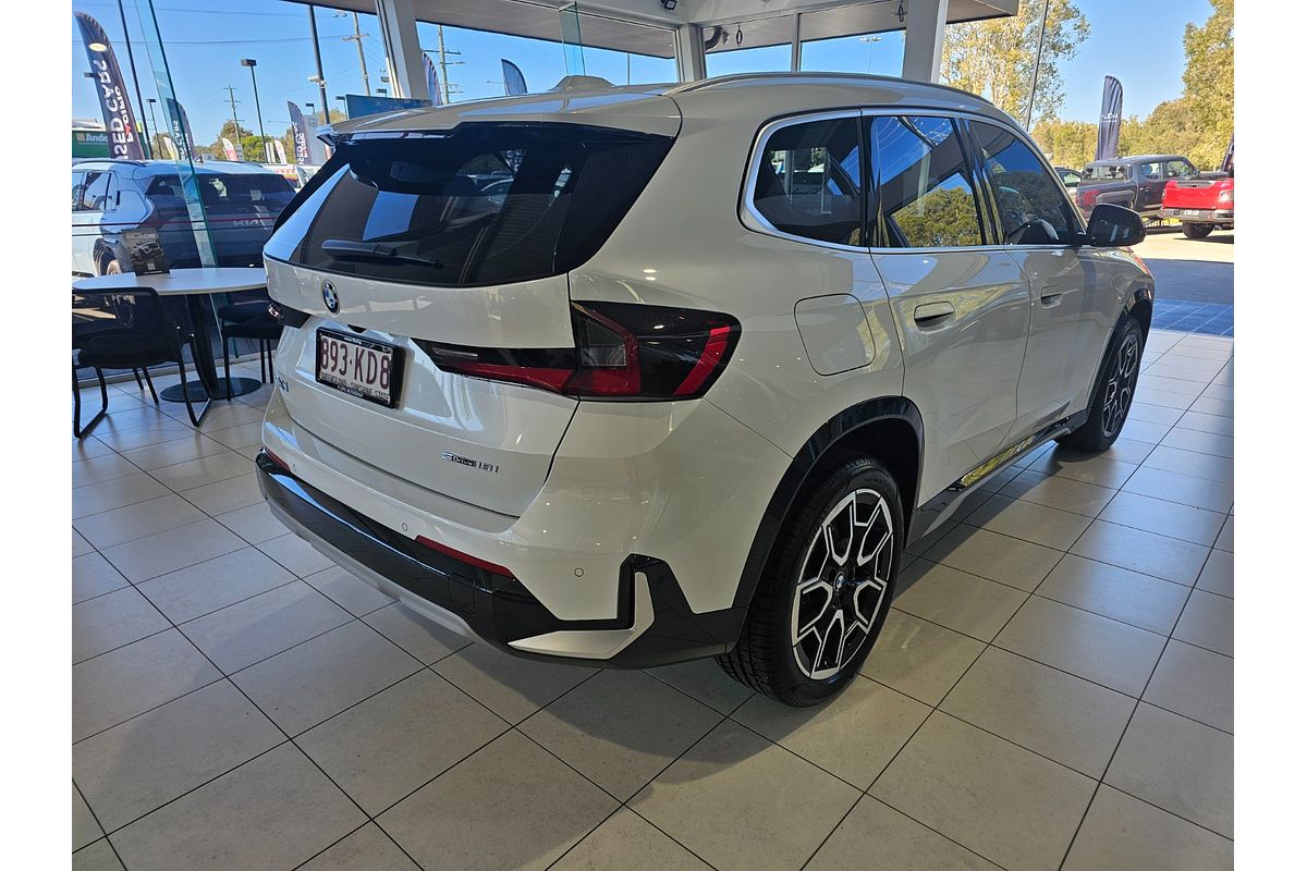 2023 BMW X1 sDrive18i U11