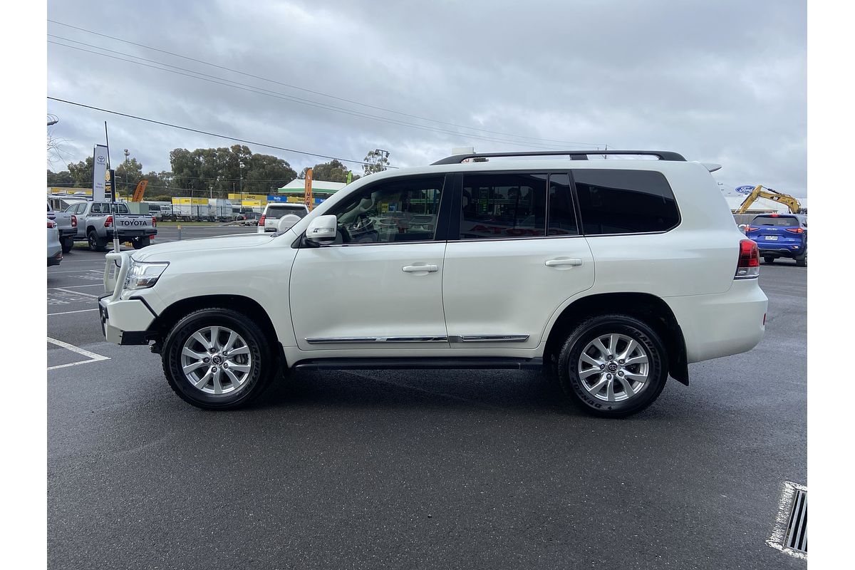 2018 Toyota Landcruiser Sahara VDJ200R