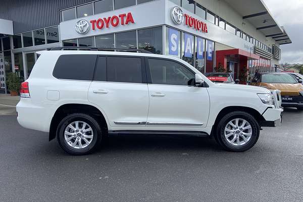 2018 Toyota Landcruiser Sahara VDJ200R