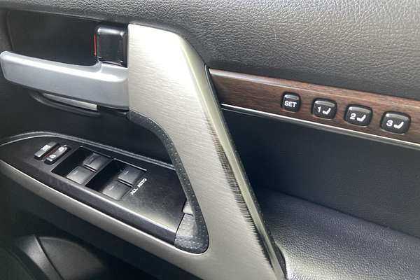 2018 Toyota Landcruiser Sahara VDJ200R