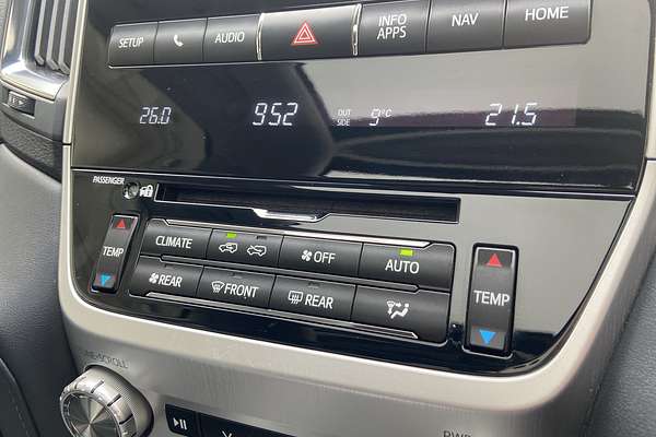2018 Toyota Landcruiser Sahara VDJ200R