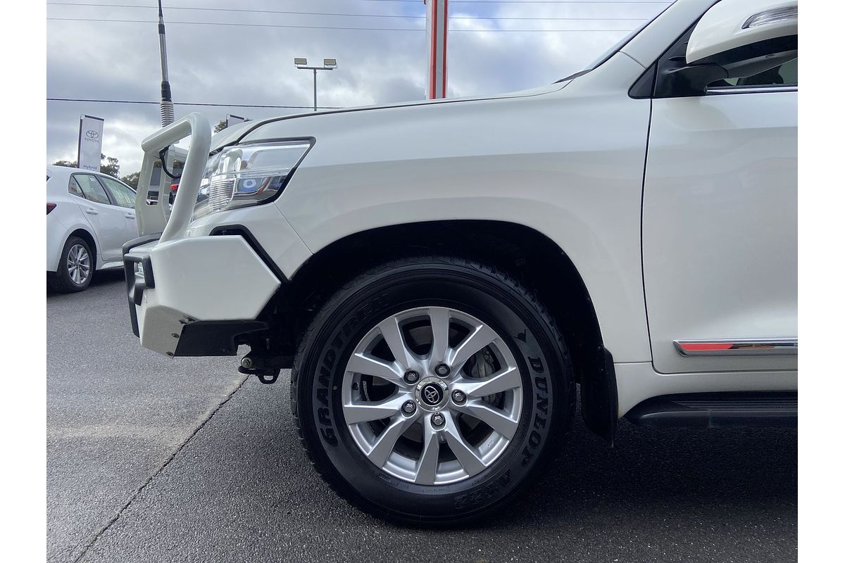 2018 Toyota Landcruiser Sahara VDJ200R