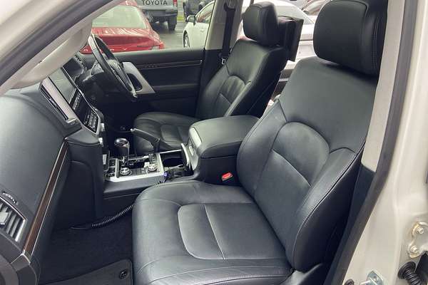 2018 Toyota Landcruiser Sahara VDJ200R