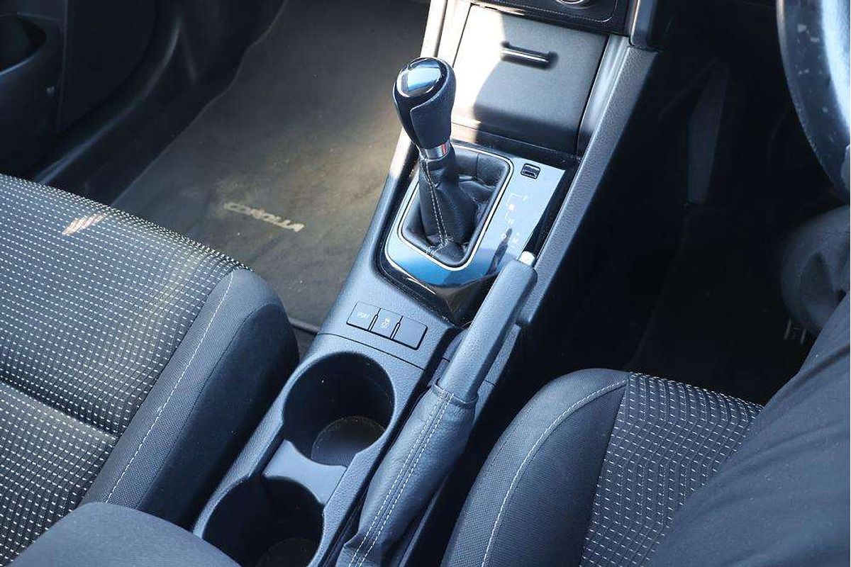 2017 Toyota Corolla Ascent Sport ZRE182R