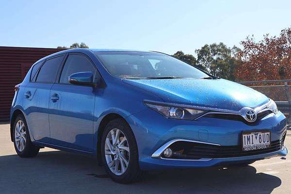 2017 Toyota Corolla Ascent Sport ZRE182R