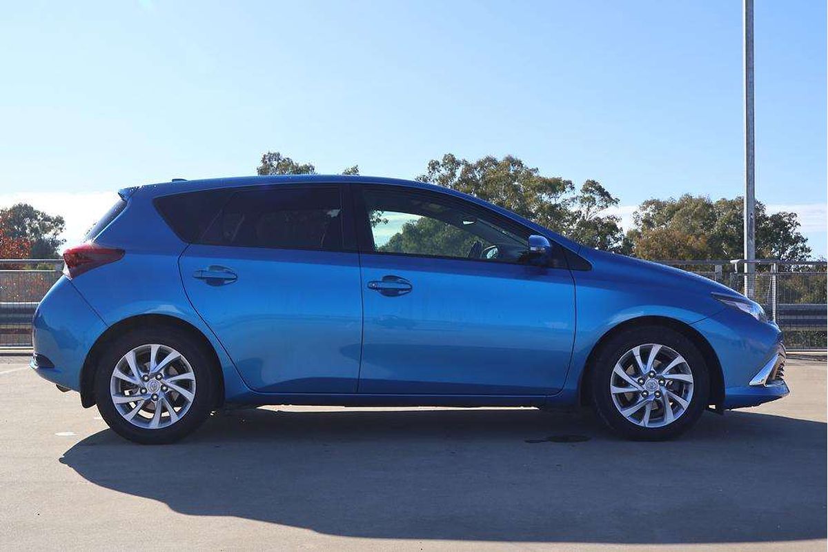 2017 Toyota Corolla Ascent Sport ZRE182R
