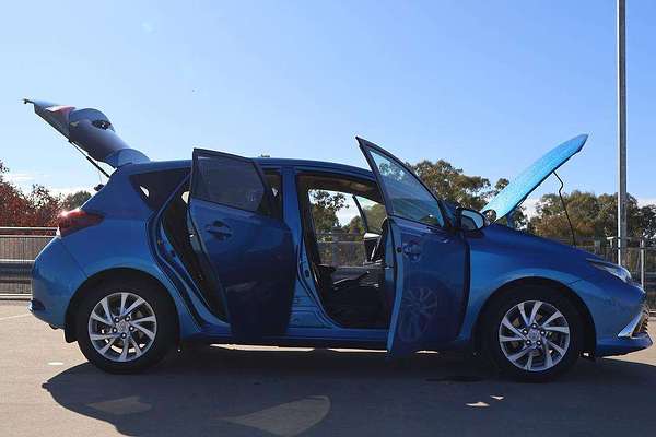2017 Toyota Corolla Ascent Sport ZRE182R