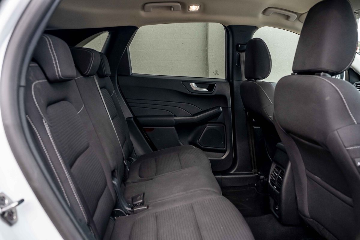 2022 Ford Escape ZH