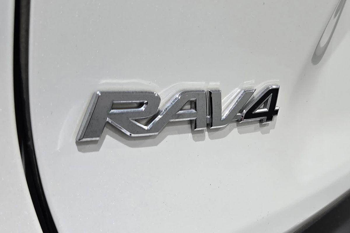 2020 Toyota RAV4 Cruiser AXAH54R