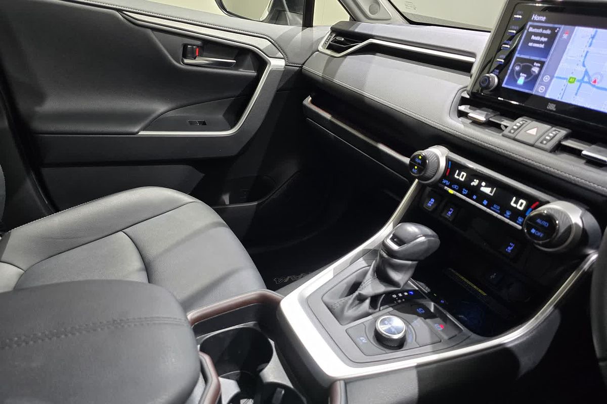 2020 Toyota RAV4 Cruiser AXAH54R