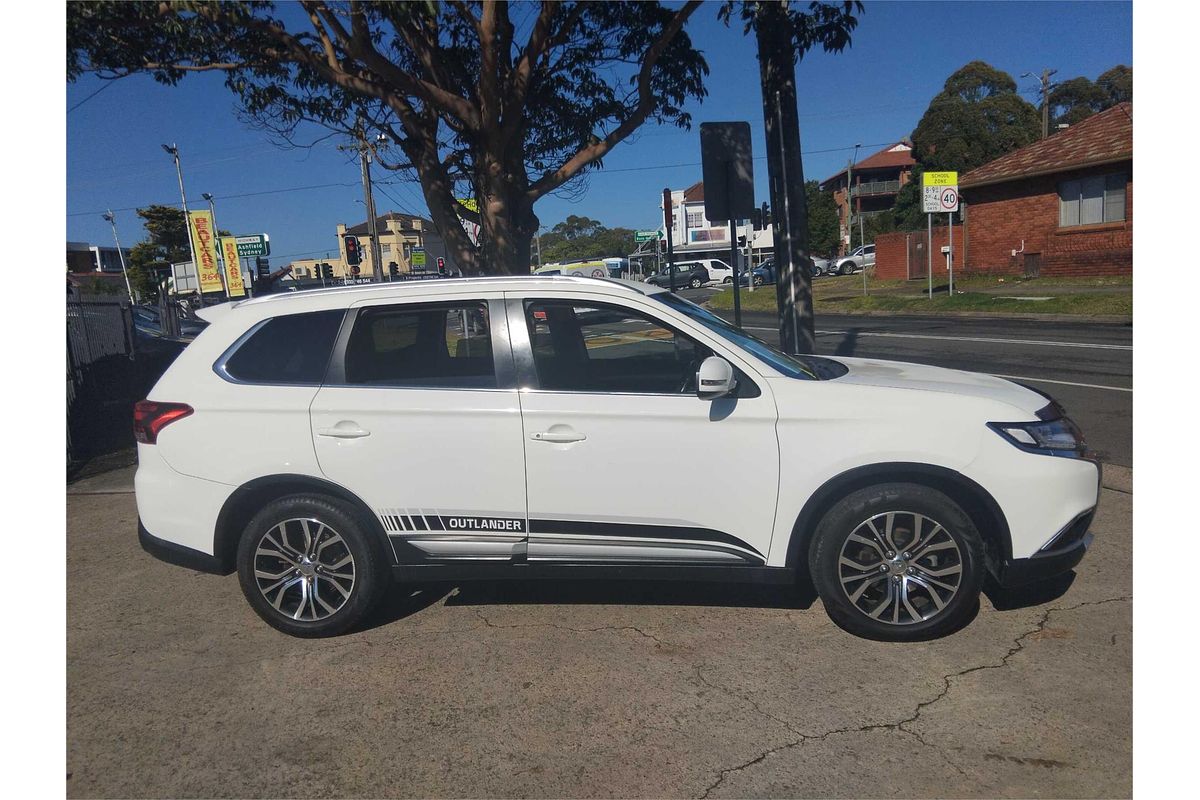 2015 Mitsubishi Outlander LS ZK