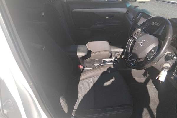 2015 Mitsubishi Outlander LS ZK