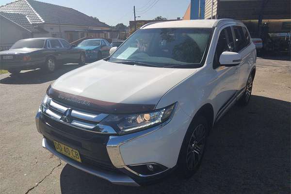 2015 Mitsubishi Outlander LS ZK