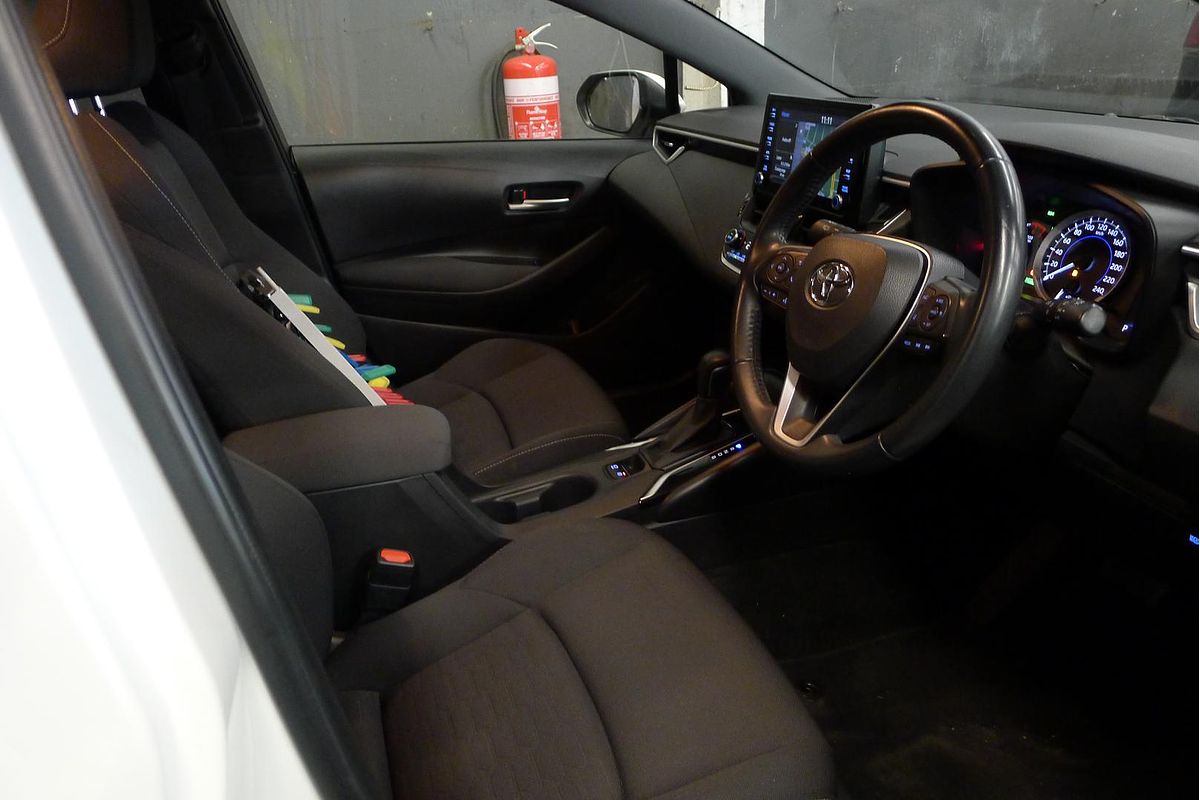 2019 Toyota Corolla SX Hybrid ZWE211R