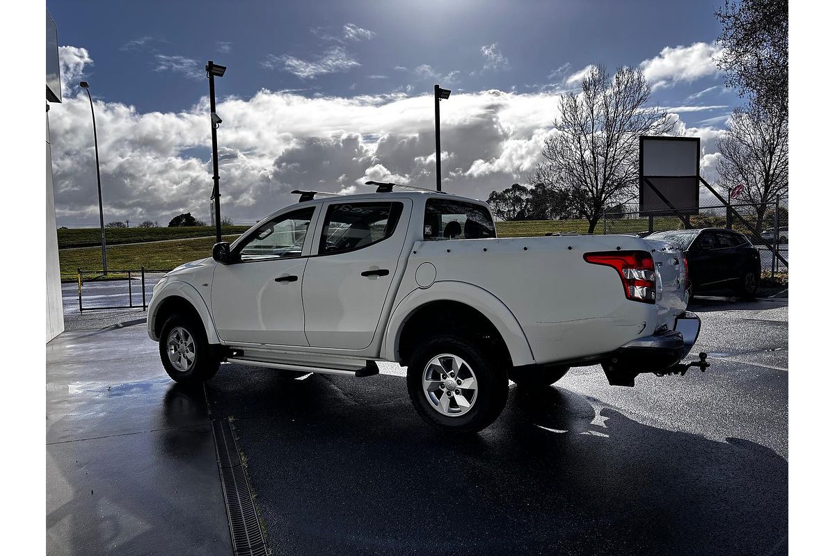 2017 Mitsubishi Triton GLX+ MQ 4X4