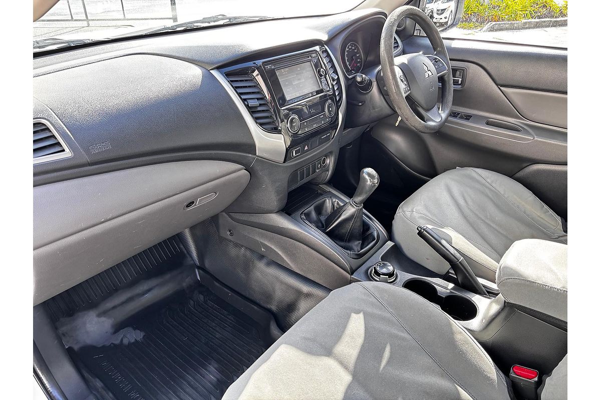 2017 Mitsubishi Triton GLX+ MQ 4X4