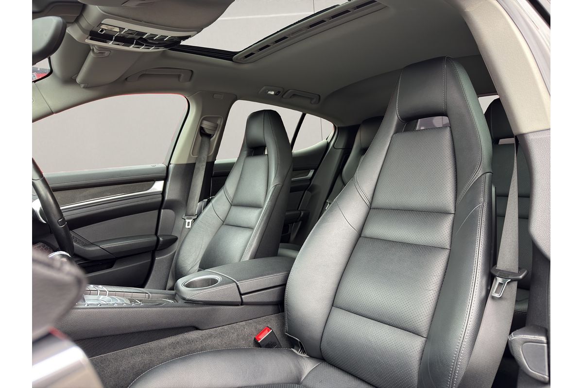 2011 Porsche Panamera S 4 DOOR SALOON