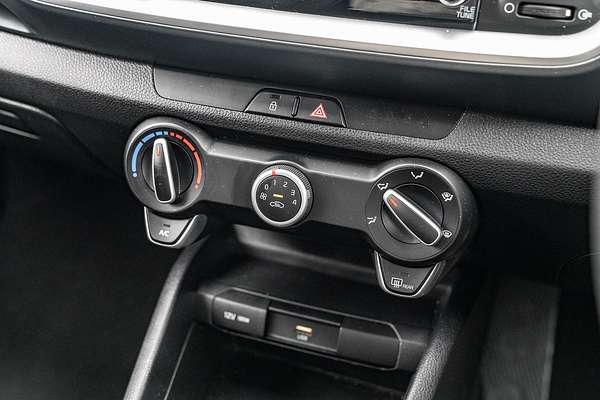 2023 Kia Stonic S YB