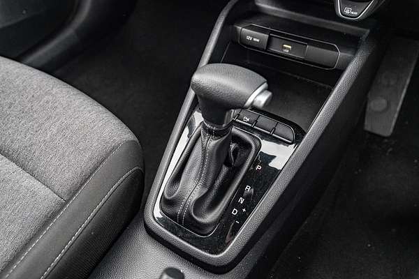 2023 Kia Stonic S YB