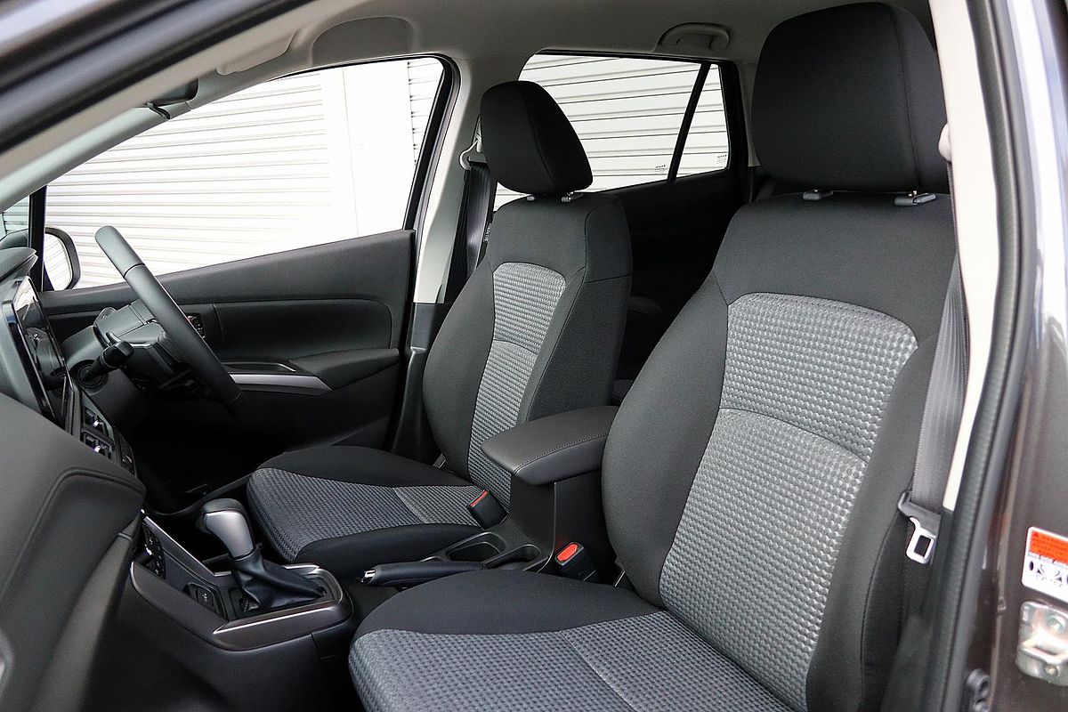 2024 Suzuki S-Cross JYB