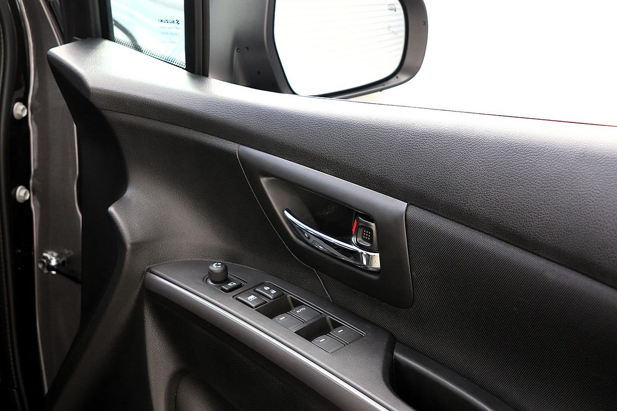 2024 Suzuki S-Cross JYB