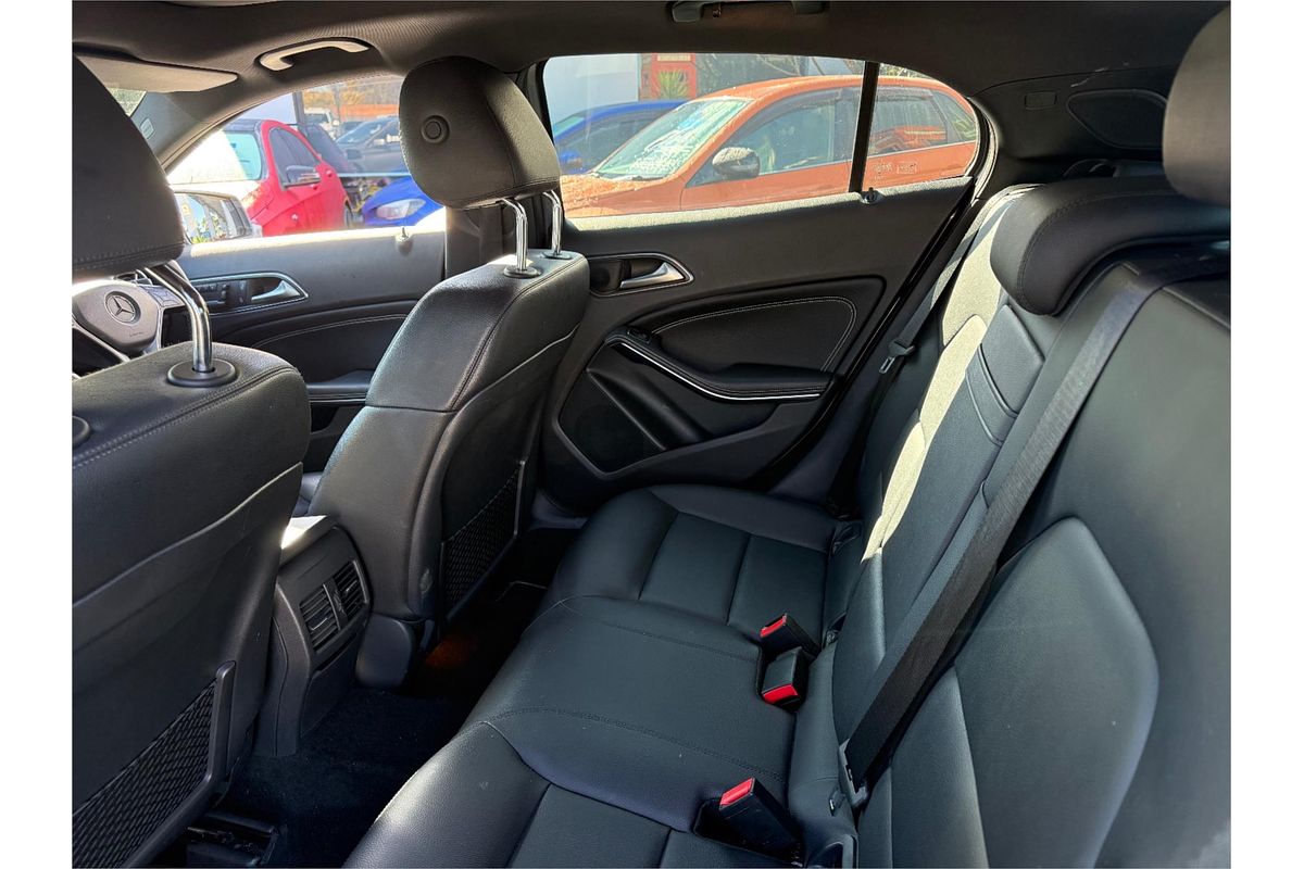 2014 Mercedes-Benz GLA-Class GLA200 CDI X156