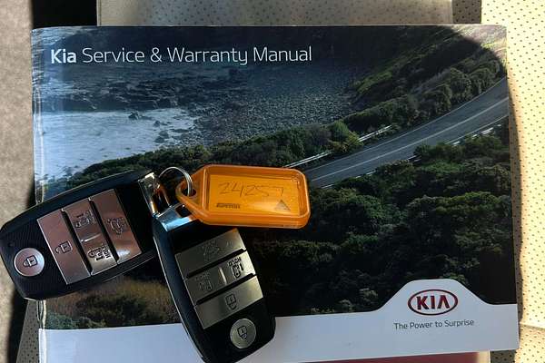 2020 Kia Carnival SLi YP
