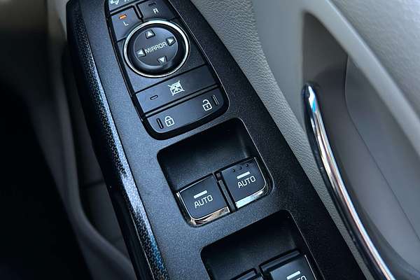 2020 Kia Carnival SLi YP