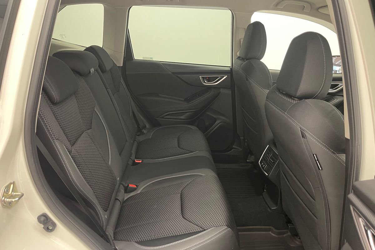 2020 Subaru Forester 2.5i Premium S5